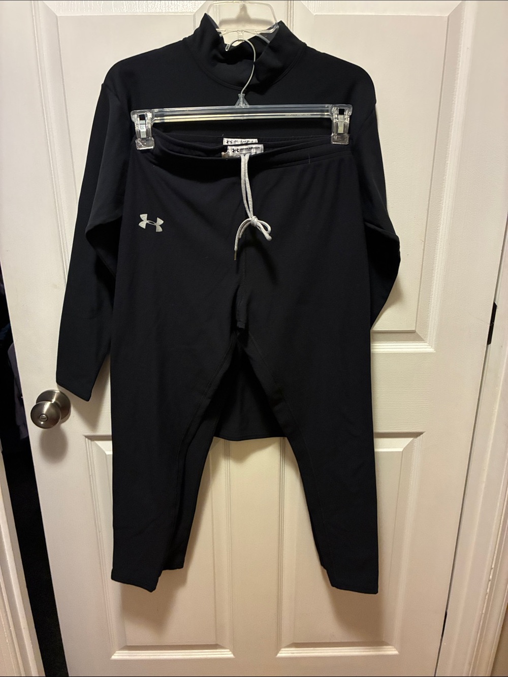 NWOT Under ArmourCold Gear Men’s Training Leggings w/Drawstring XL top;L-bottoms